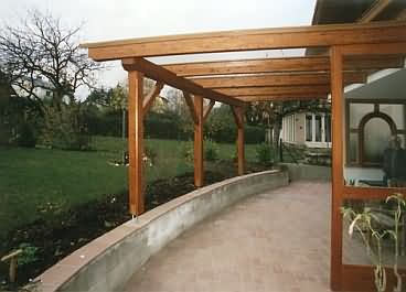 Carport mit Holzsteher, Seitenelemente, Glasdach