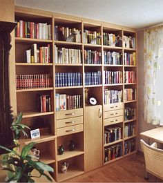 B&uuml;cherschrank